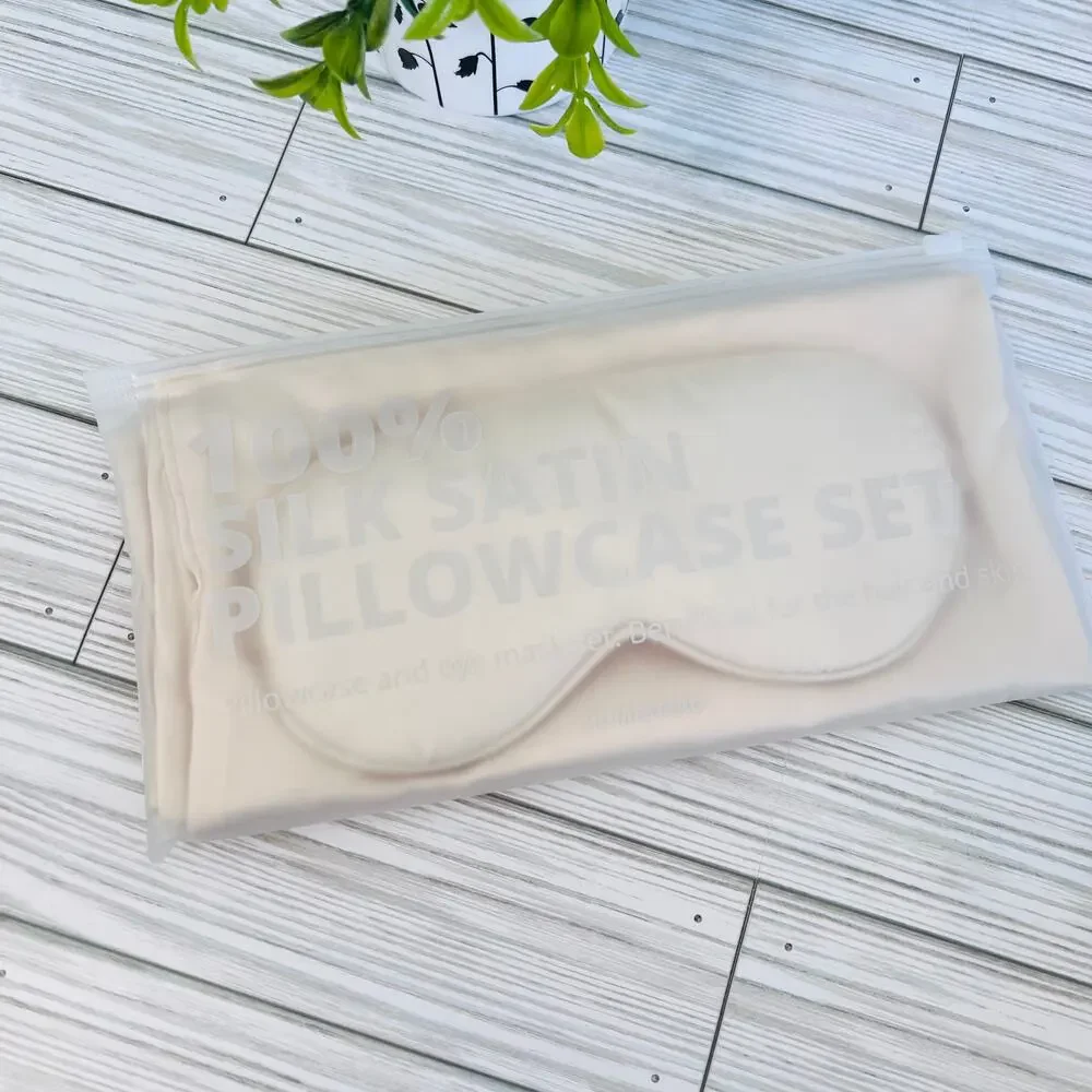 NEW Homestead 100% Silk Satin Pillowcase + Eye Mask + Beauty Sleep Journal